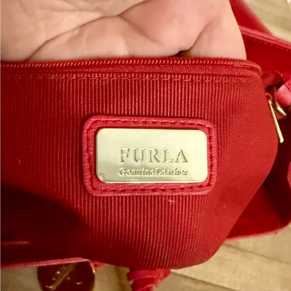 Furla Linda Saffiano Red Leather Top Handle Tote Bag Purse w/ Dustbag EUC